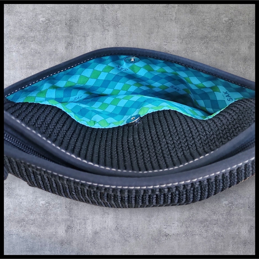 THE SAK Woven Knit Y2K Zipper Shoulder Bag Purse Black Green Blue Diamond Lining - Picture 6 of 13